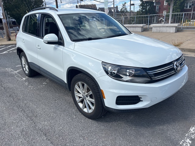 2017 Volkswagen Tiguan Base