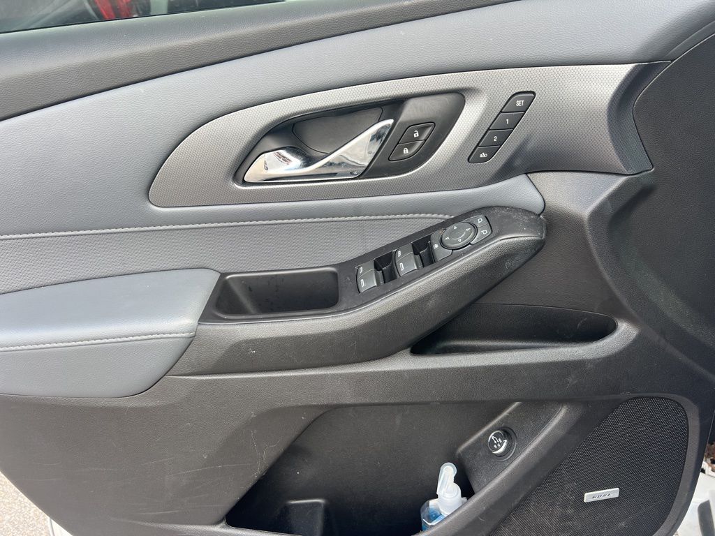 2020 Chevrolet Traverse Premier photo 15