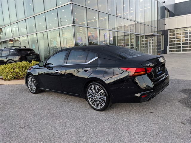 2025 Nissan Altima 2.5 SL photo 4