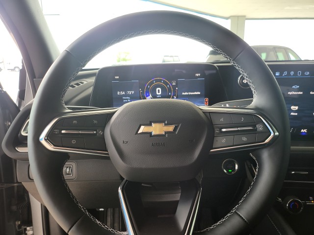 2025 Chevrolet Traverse photo 21