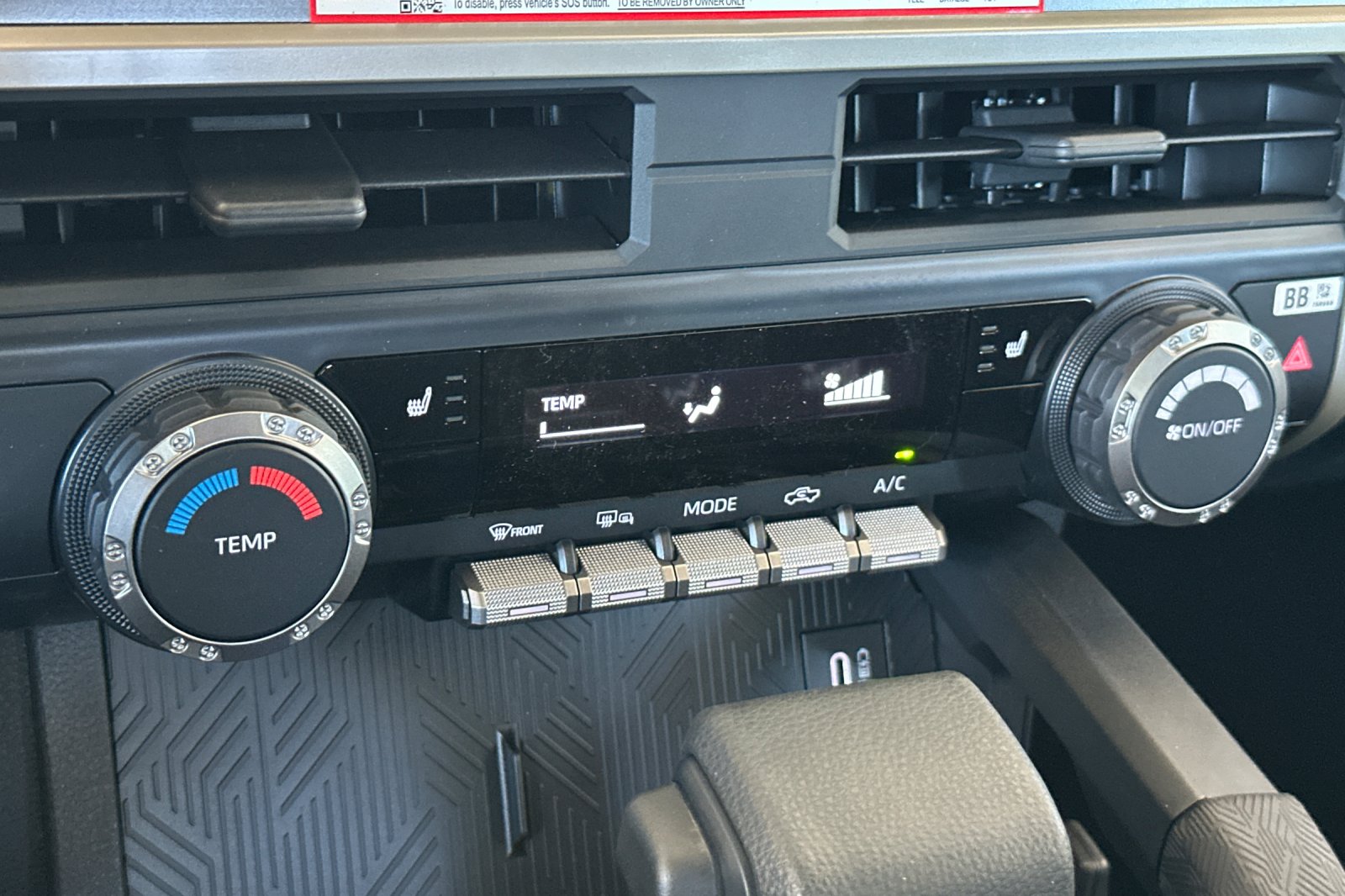 2025 Toyota Tacoma SR5 photo 16