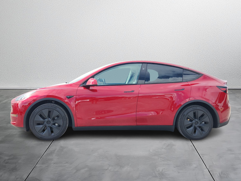 2025 Tesla Model Y Long Range photo 2