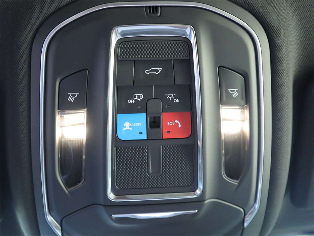 2024 Jeep Grand Cherokee Limited photo 13
