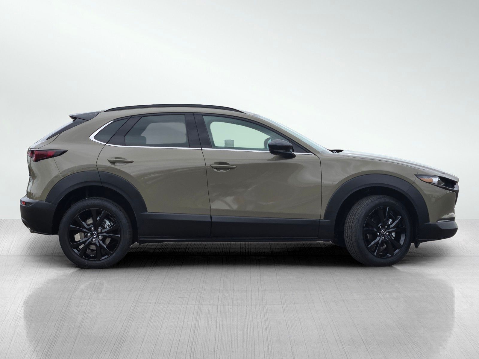 2025 Mazda CX-30 2.5 Carbon Turbo photo 3