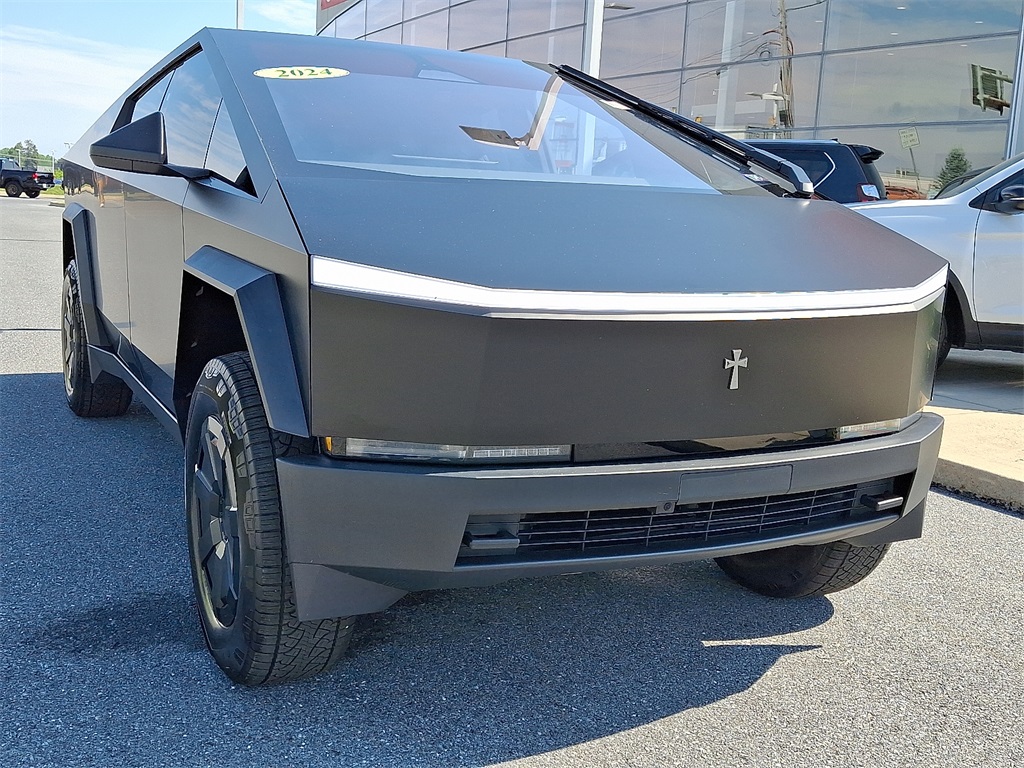 Used 2024 Tesla Cybertruck Base with VIN 7G2CEHED9RA051692 for sale in Allentown, PA