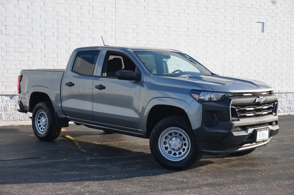 2026 Chevrolet Colorado Work Truck photo 2