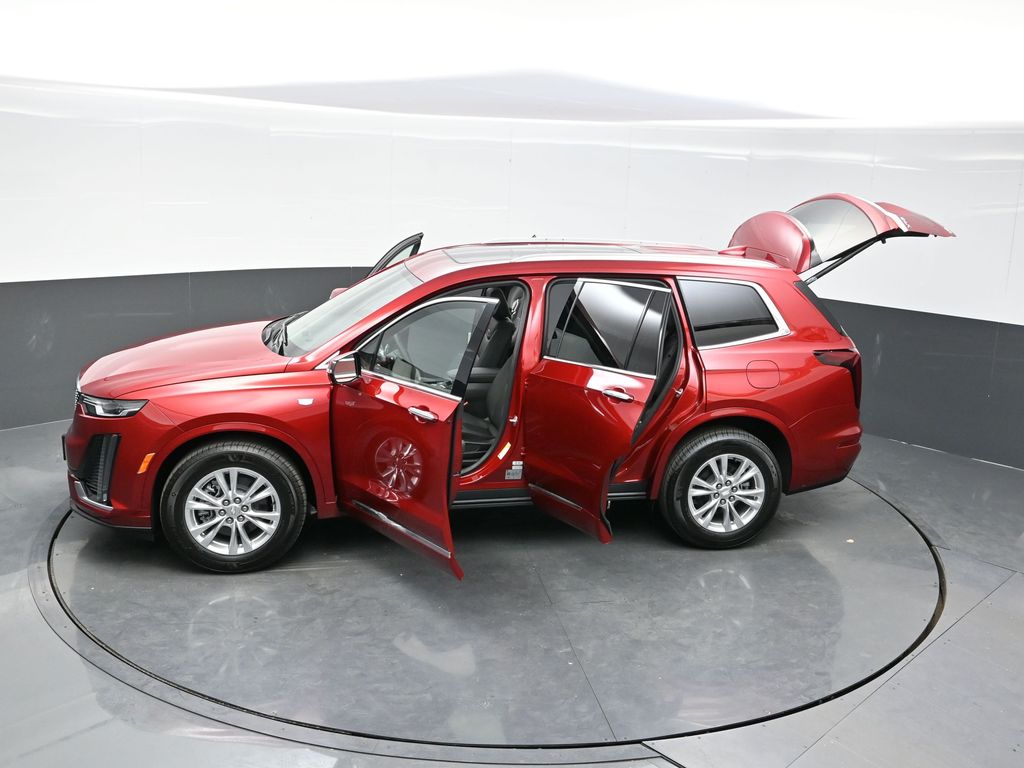 2025 Cadillac XT6 Luxury photo 34