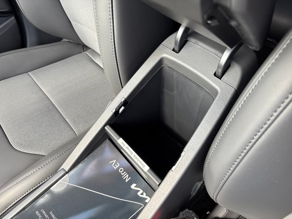 2025 Kia Niro EX photo 20