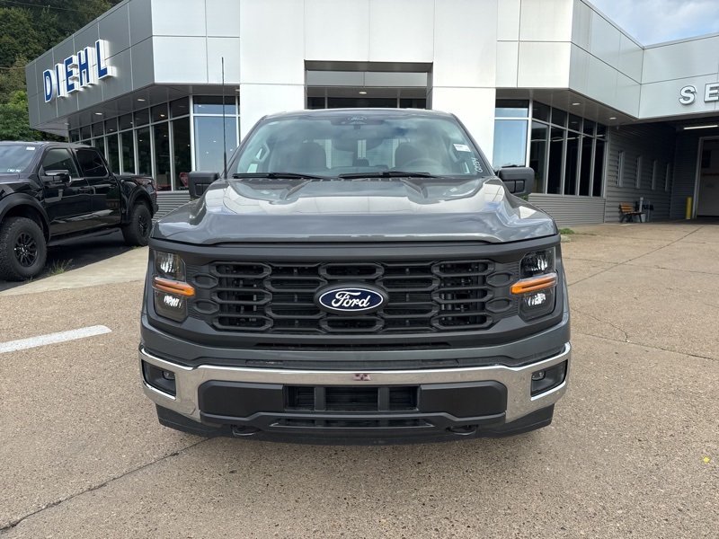 2025 Ford F-150 XL photo 2