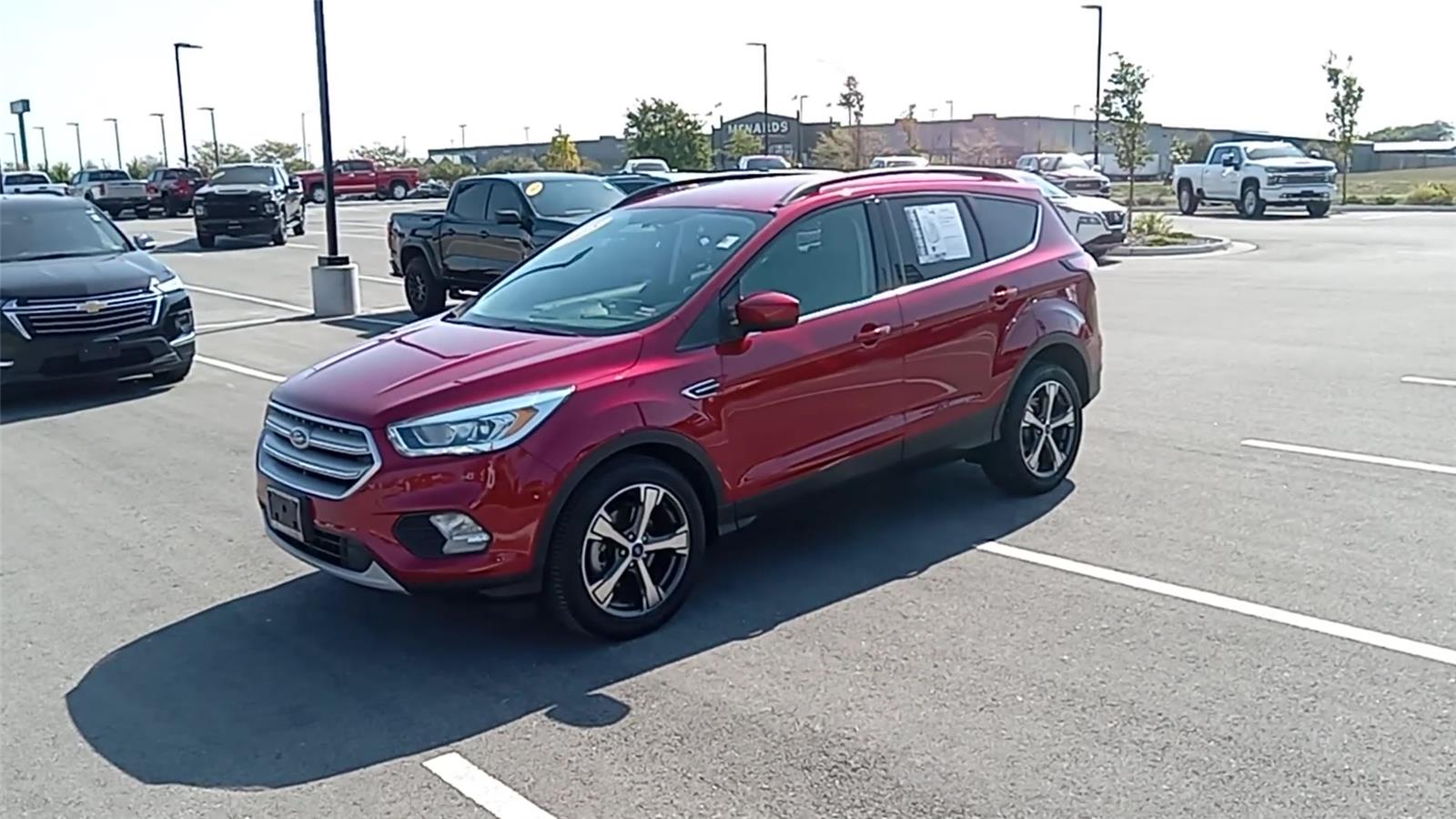 2018 Ford Escape SEL photo 4