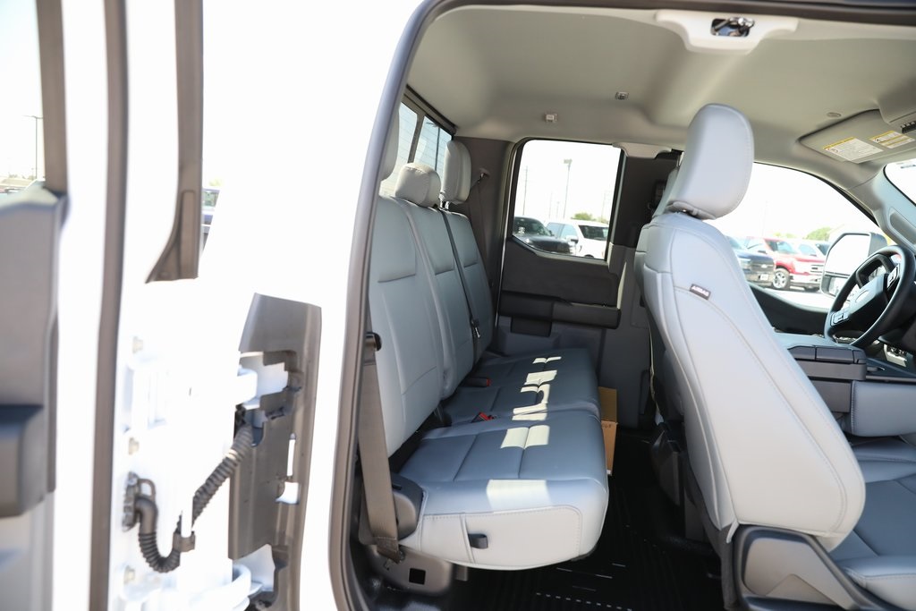 2025 Ford F-250 Super Duty XL - Photo 32
