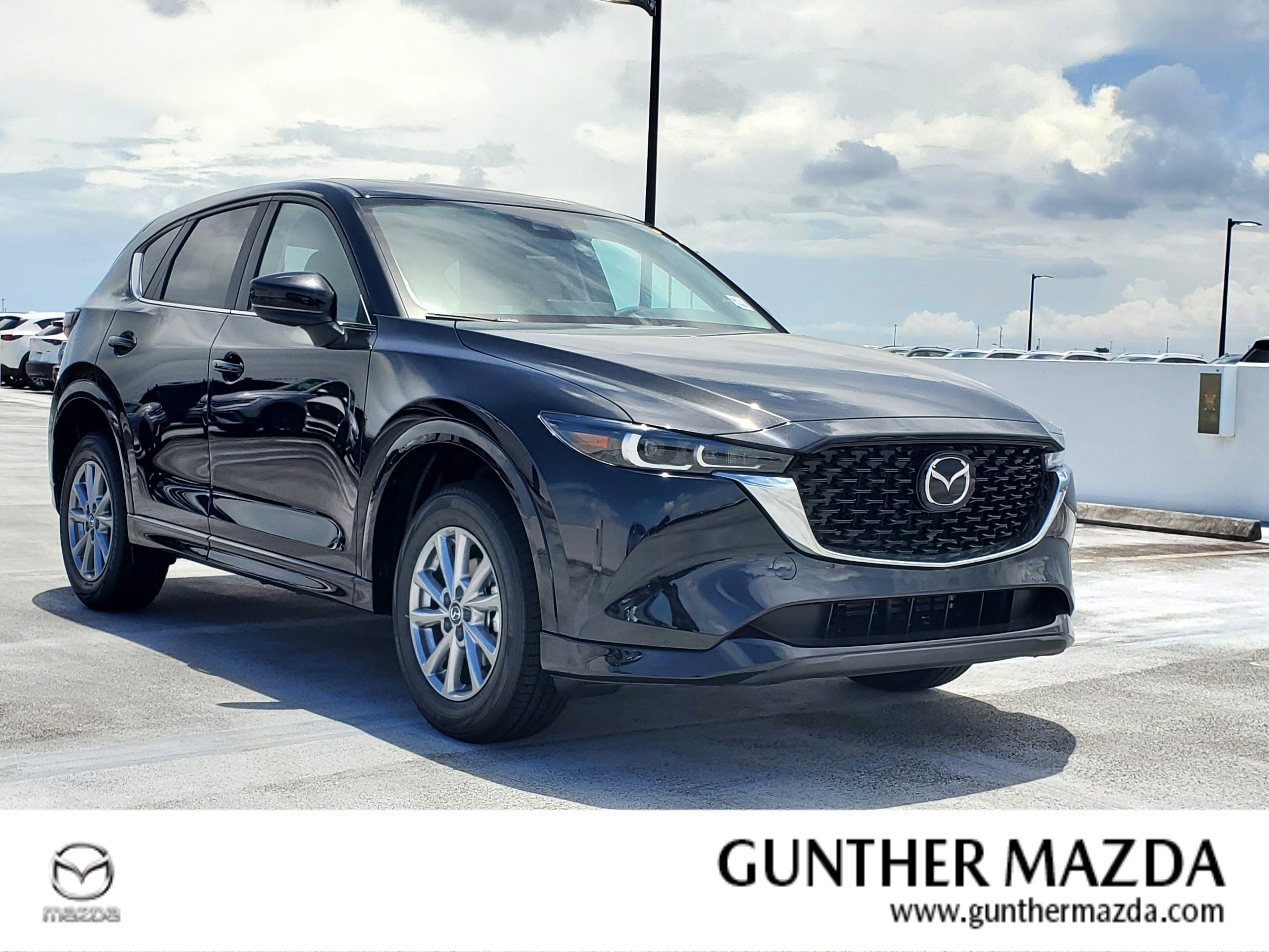 2025 Mazda CX-5 S Select Package's photo