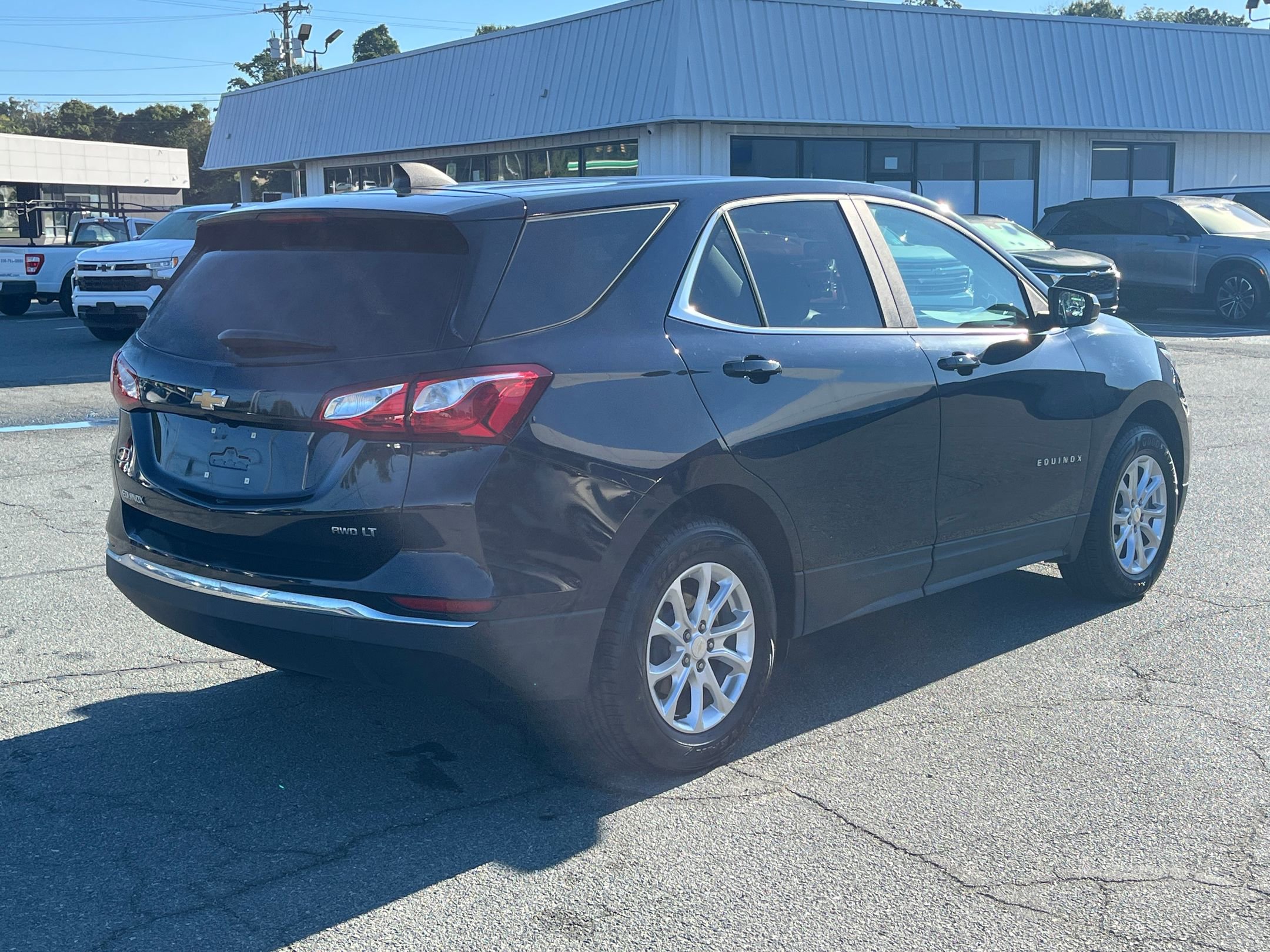 2021 Chevrolet Equinox LT photo 5