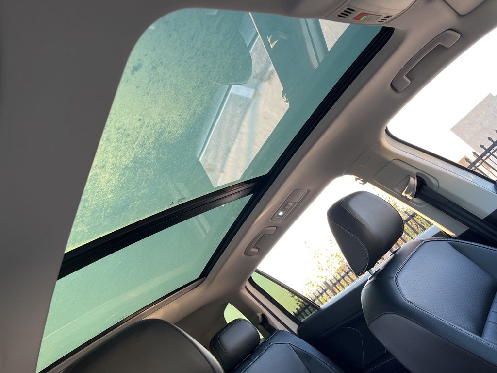 2022 Volkswagen Tiguan SE photo 27