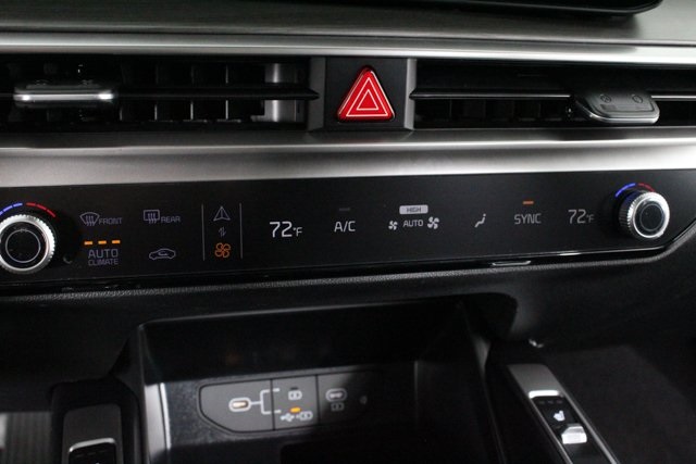 2024 Kia Sorento X-Line EX photo 18