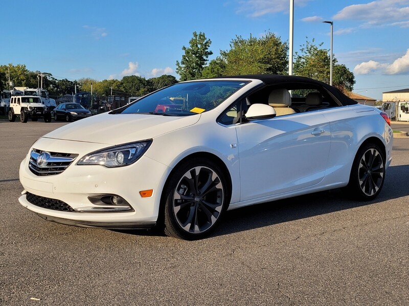 2017 Buick Cascada Premium photo 4