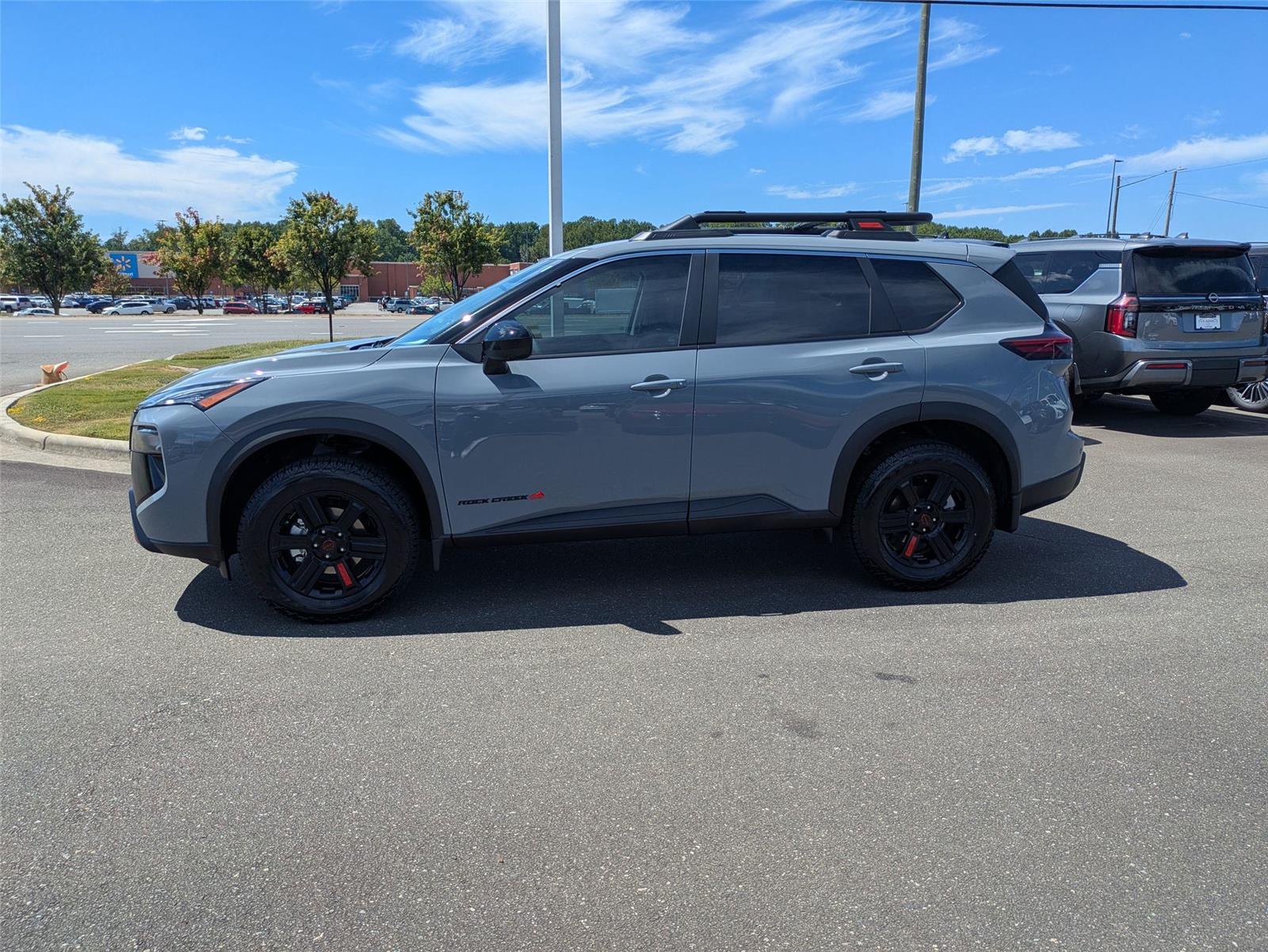 2026 Nissan Rogue AWD photo 4