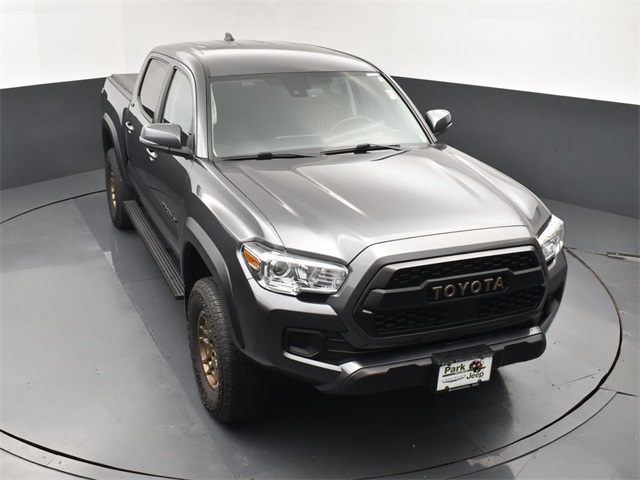 2023 Toyota RAV4 SR5 photo 12