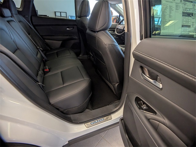 2025 Nissan Murano SL photo 4