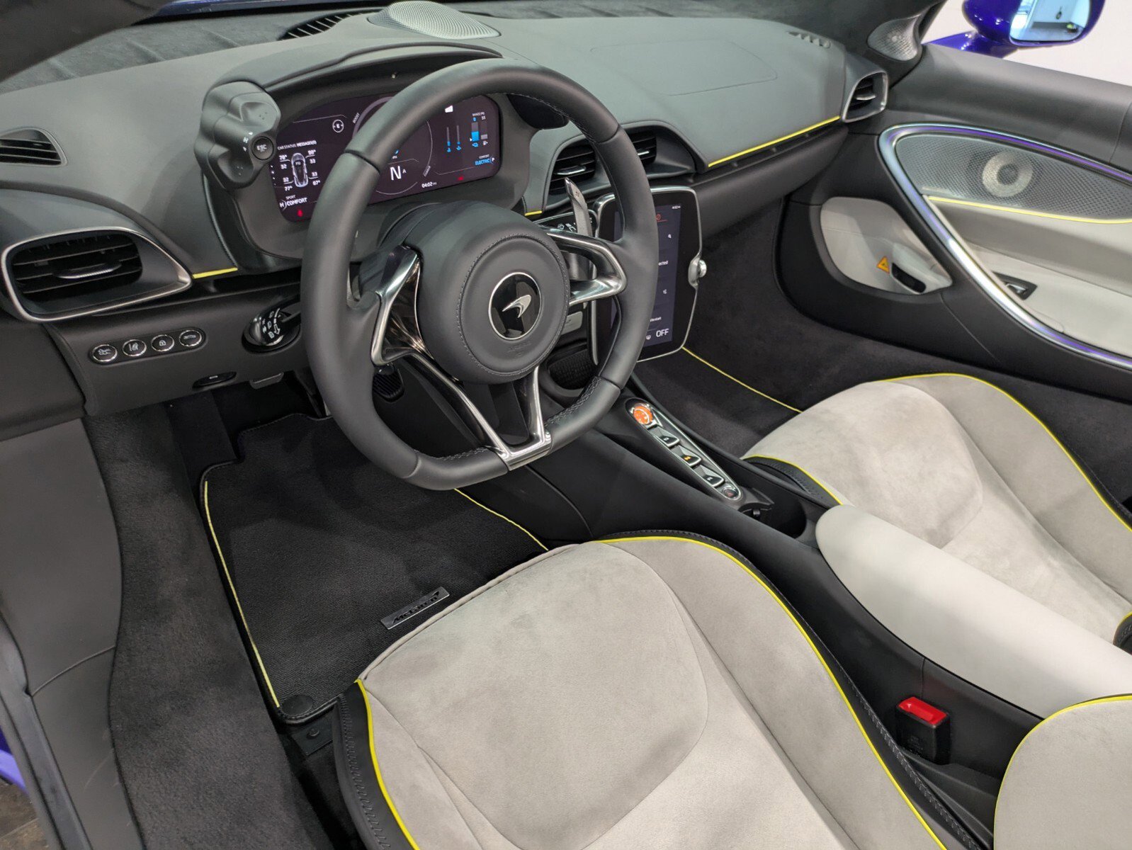 2025 Mclaren ARTURA Spider photo 7