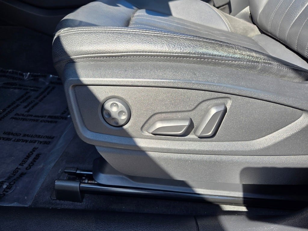 2020 Audi Q5 45 Premium Plus photo 19