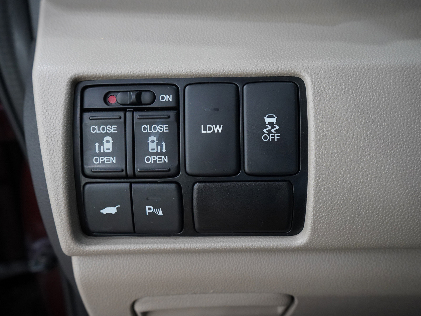 2017 Honda Odyssey Touring Elite photo 27