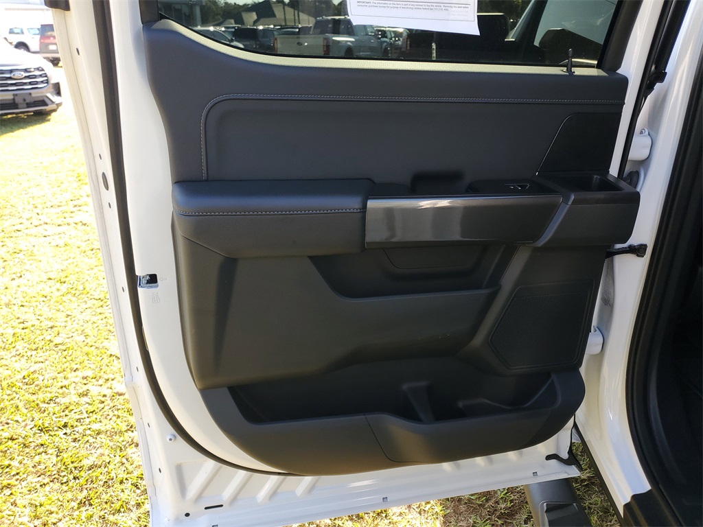 2023 Ford F-150 XLT photo 30