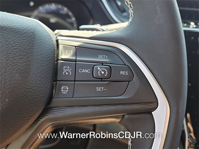 2025 Jeep Grand Cherokee Laredo photo 24