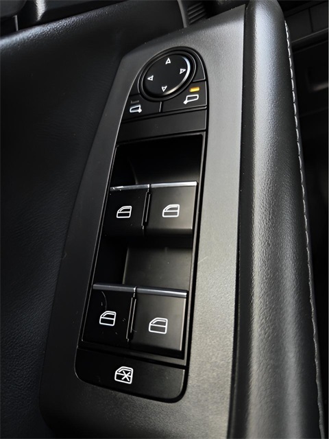 2022 Mazda CX-30 2.5 Select photo 18