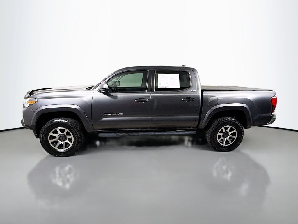 2019 Toyota Tacoma SR5 photo 4
