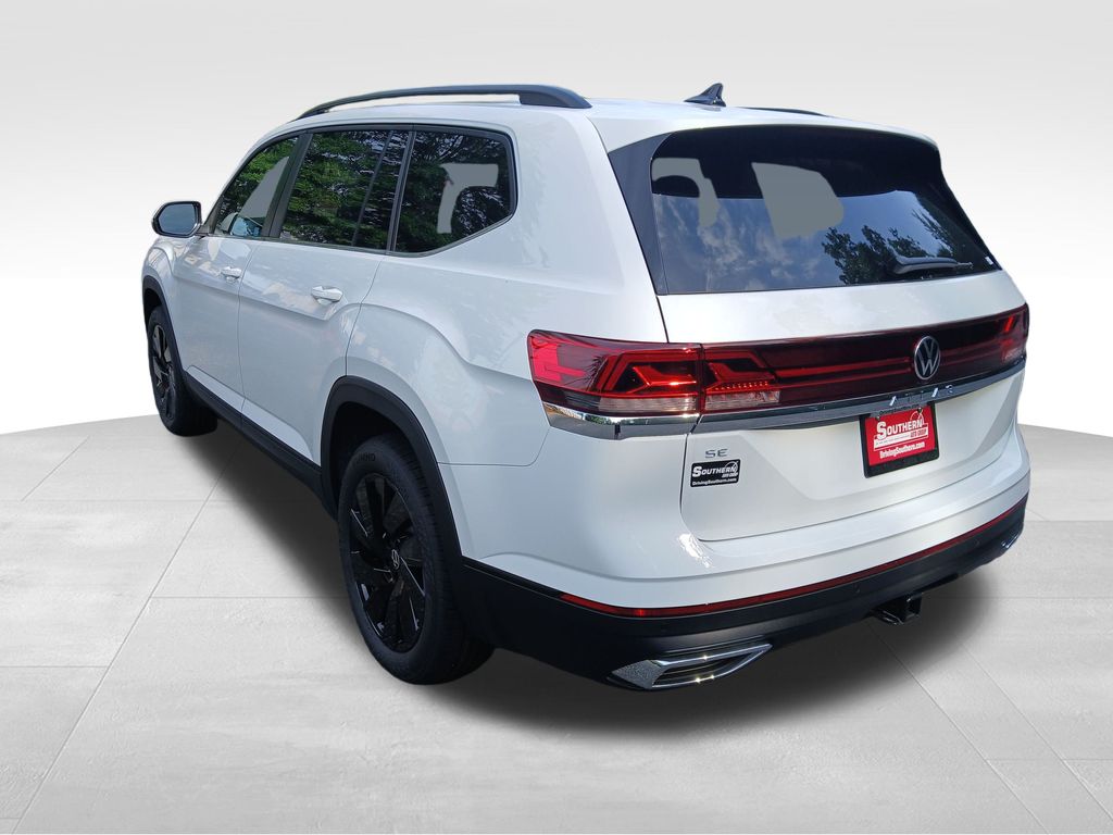 2025 Volkswagen Atlas SE Technology photo 2