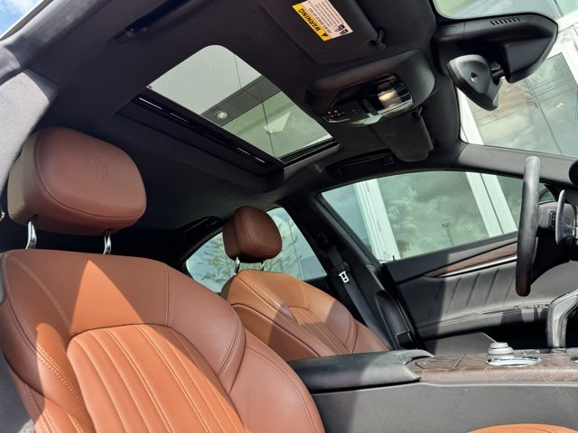 2022 Maserati Ghibli Modena photo 10