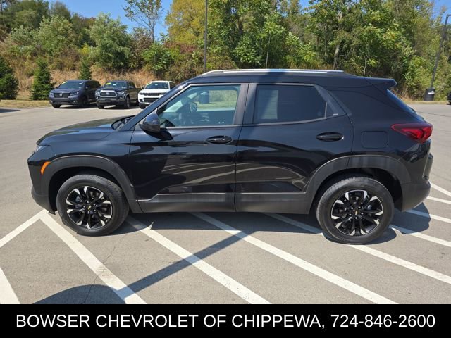 2022 Chevrolet Trailblazer LT photo 2