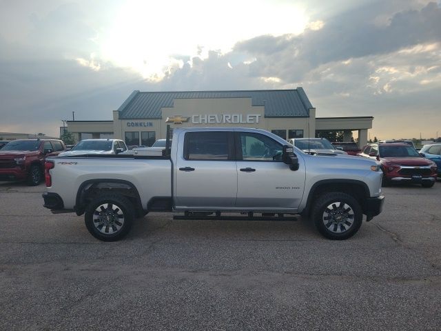 2022 Chevrolet Silverado 2500HD Custom photo 18
