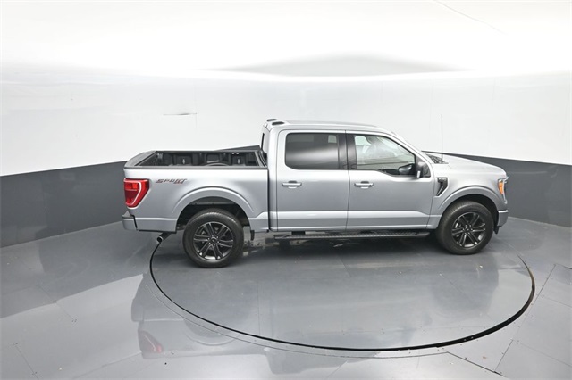 2022 Ford F-150 XLT photo 21