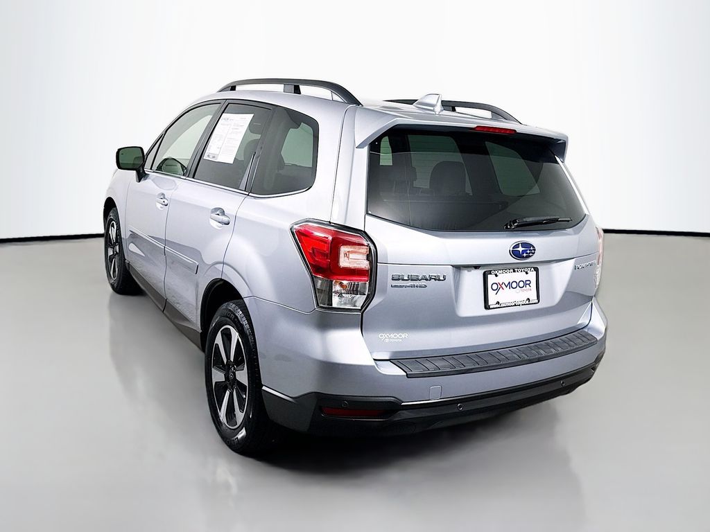 2018 Subaru Forester Limited photo 4