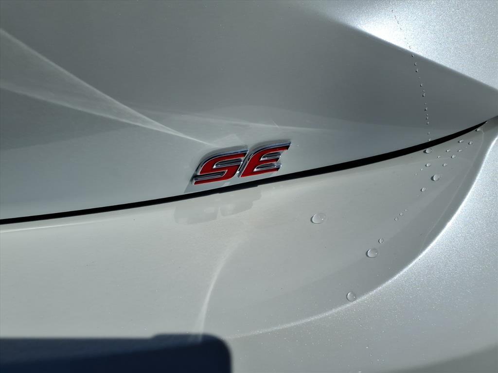 2025 Toyota Corolla SE photo 5