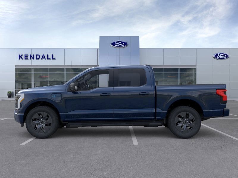 2025 Ford F-150 Lightning photo 3