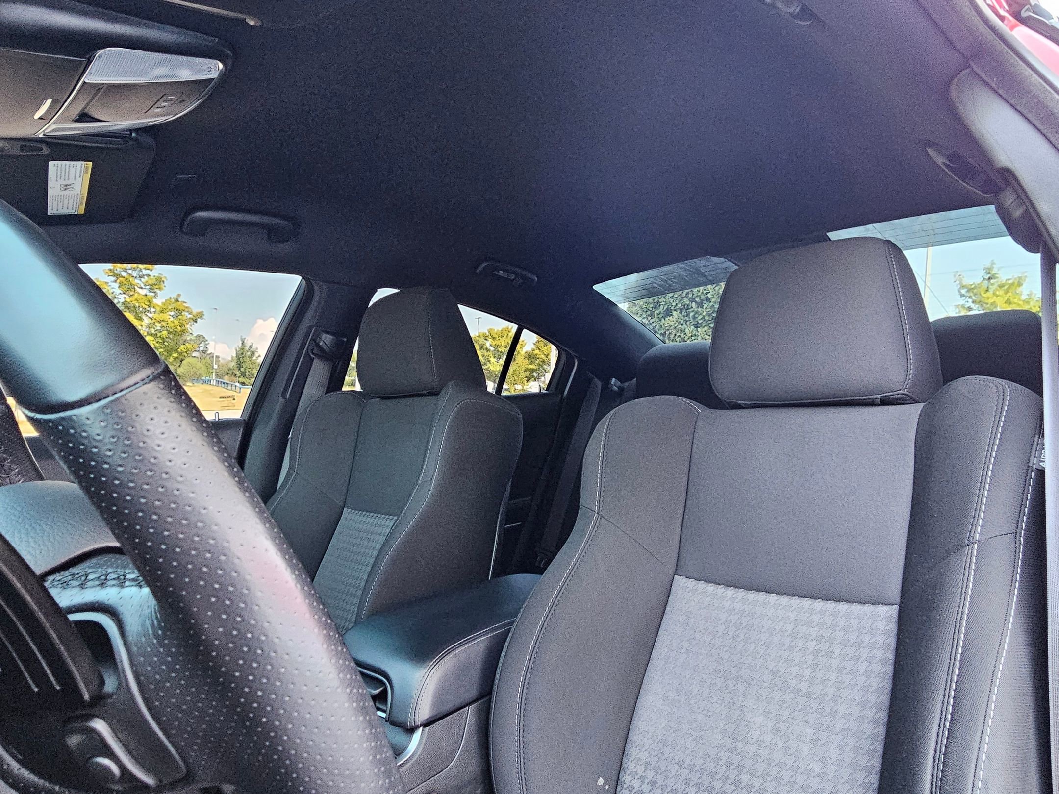 2022 Dodge Charger R/T photo 21