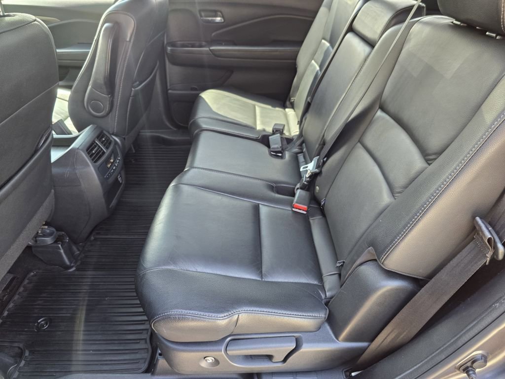 2019 Honda Pilot EX-L photo 24