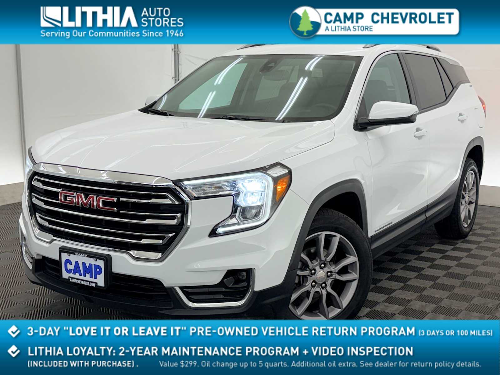 2024 GMC Terrain SLT's photo