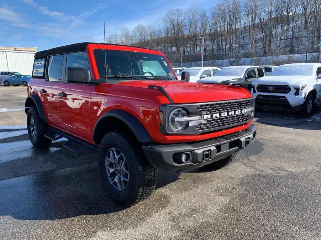 2023 Ford Bronco 4-Door Badlands's photo