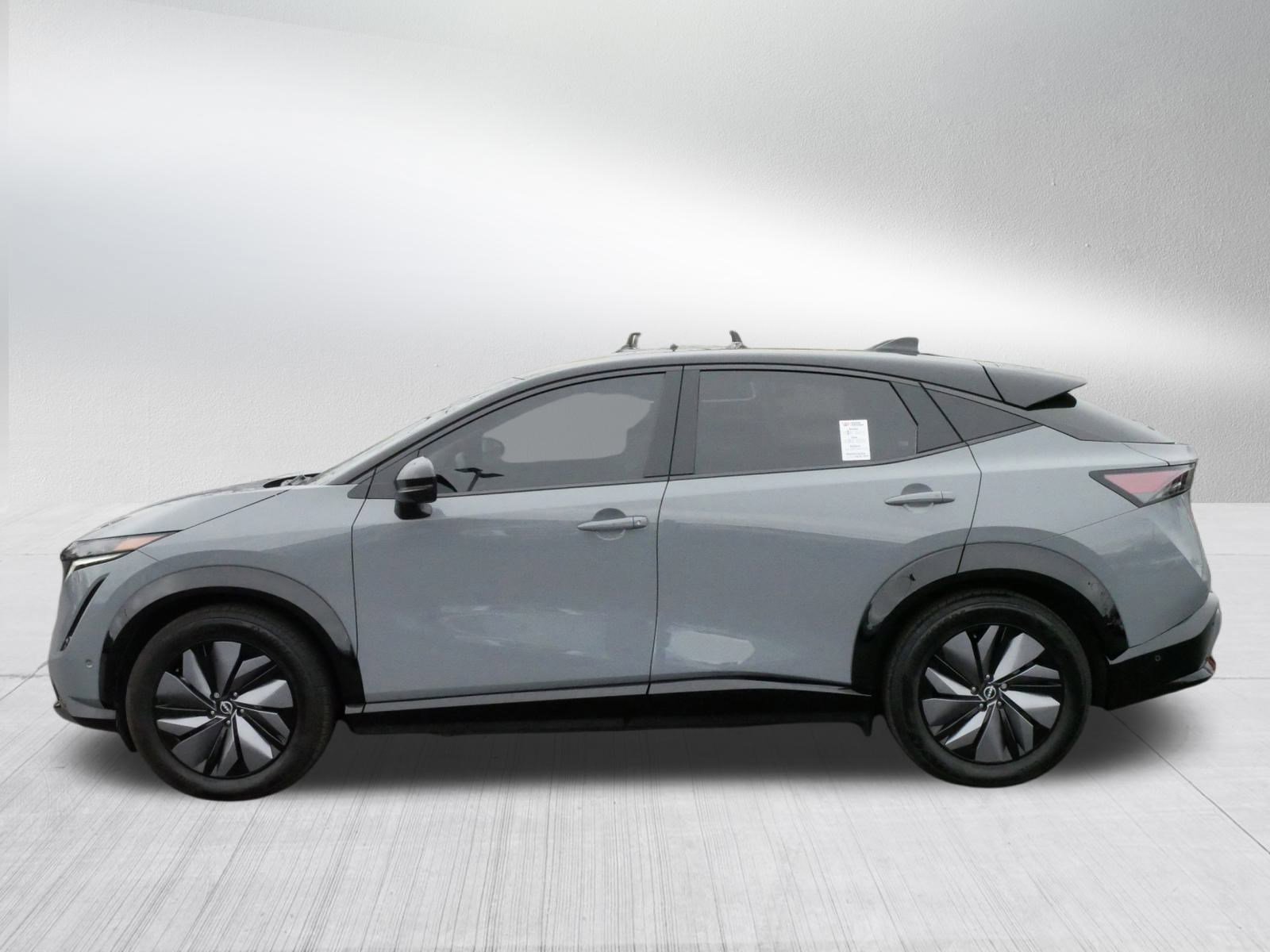 2023 Nissan ARIYA Platinum photo 4