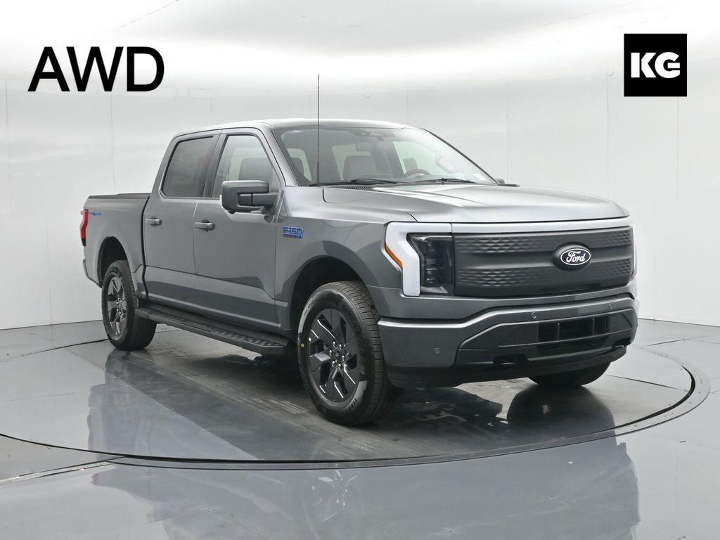2025 Ford F-150 Lightning Flash's photo