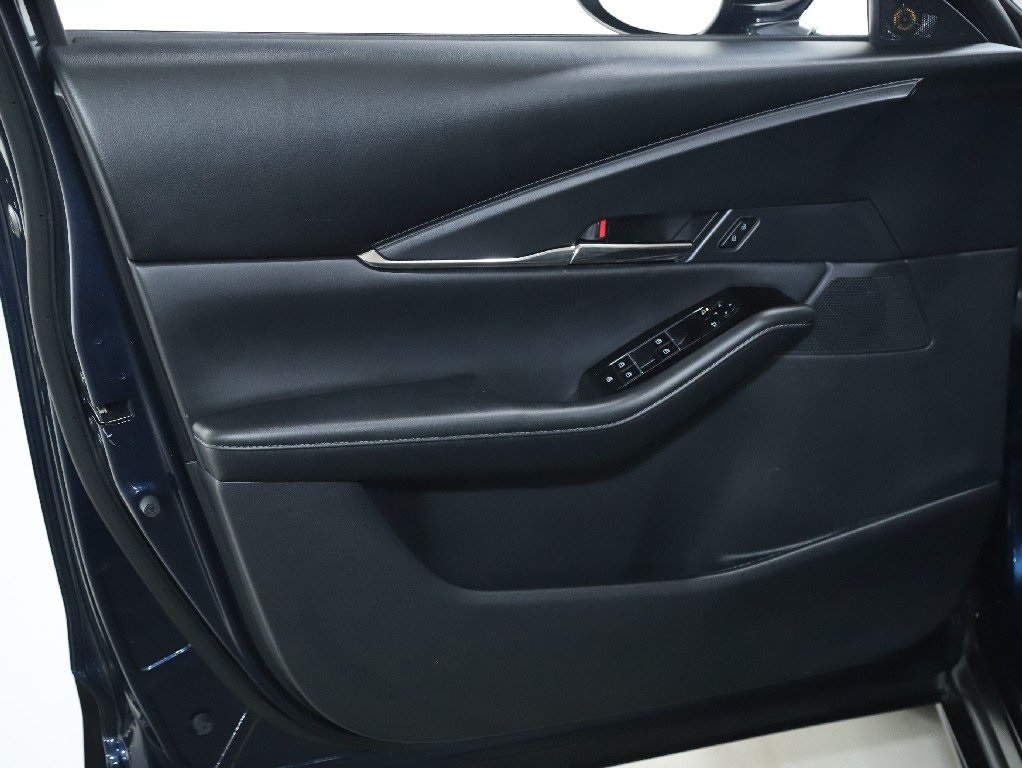 2023 Mazda CX-30 2.5 S Preferred photo 13