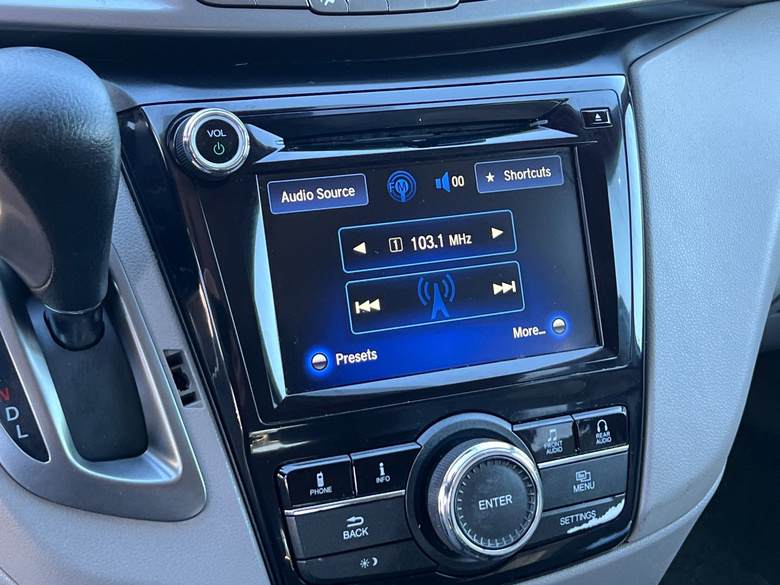 2015 Honda Odyssey EX-L photo 31