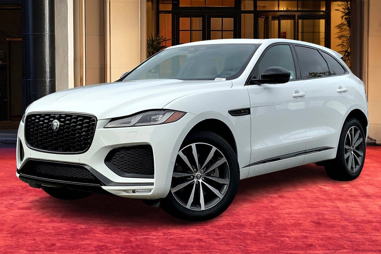 2026 Jaguar F-Pace R-Dynamic S's photo