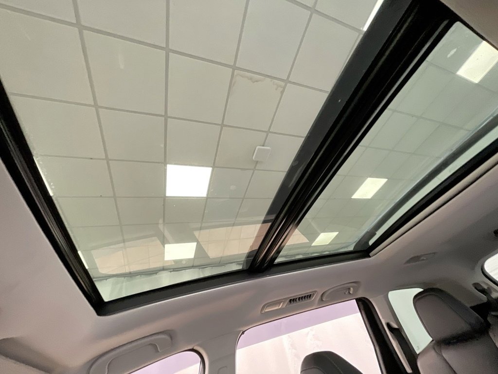 2023 Subaru Ascent Onyx Edition photo 18