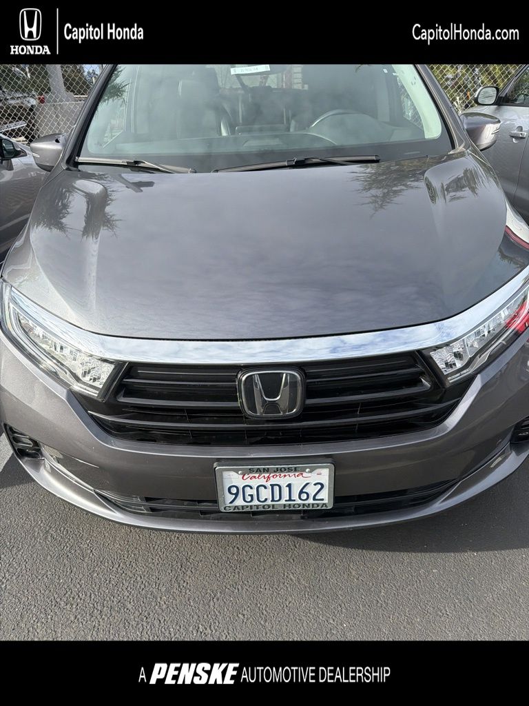 2023 Honda Odyssey Touring's photo