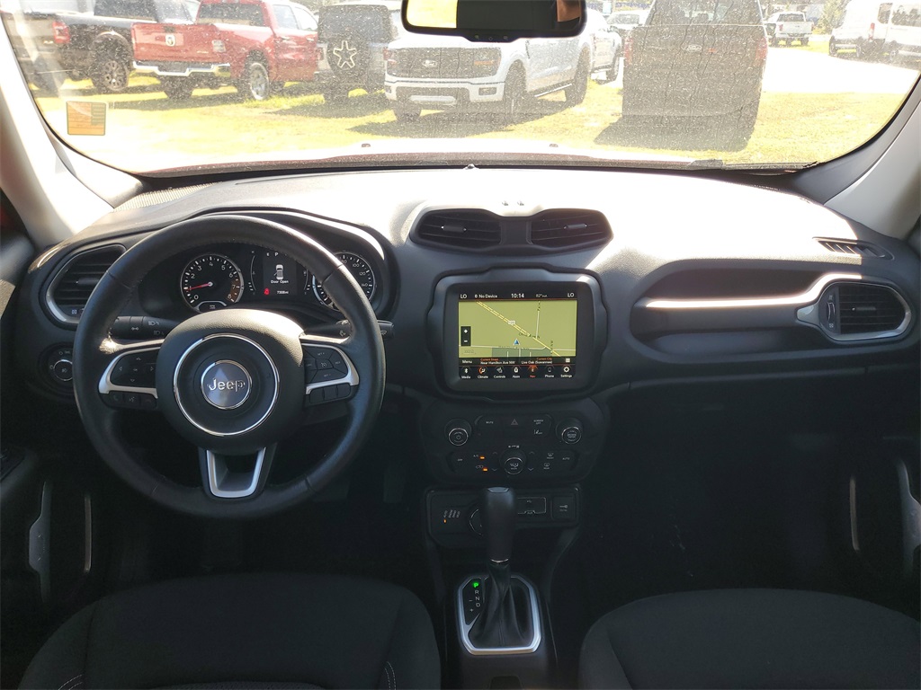 2023 Jeep Renegade Latitude photo 26
